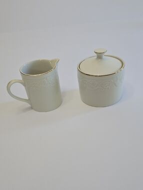 Vintage Farberware Calais Set Of 2 Lidded Sugar Bowl & Creamer Gold Trim